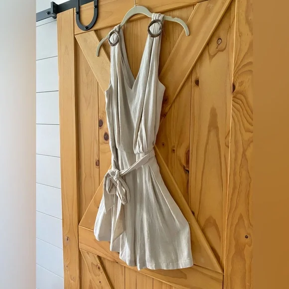 Versona Romper - Picture 2 of 14